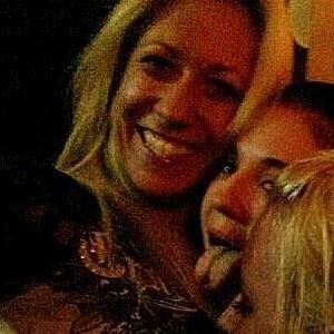 Meet your Posher, Dixie